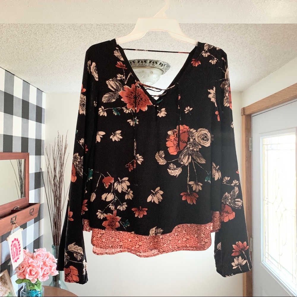 Rue21 | Floral Bell Sleeve Top